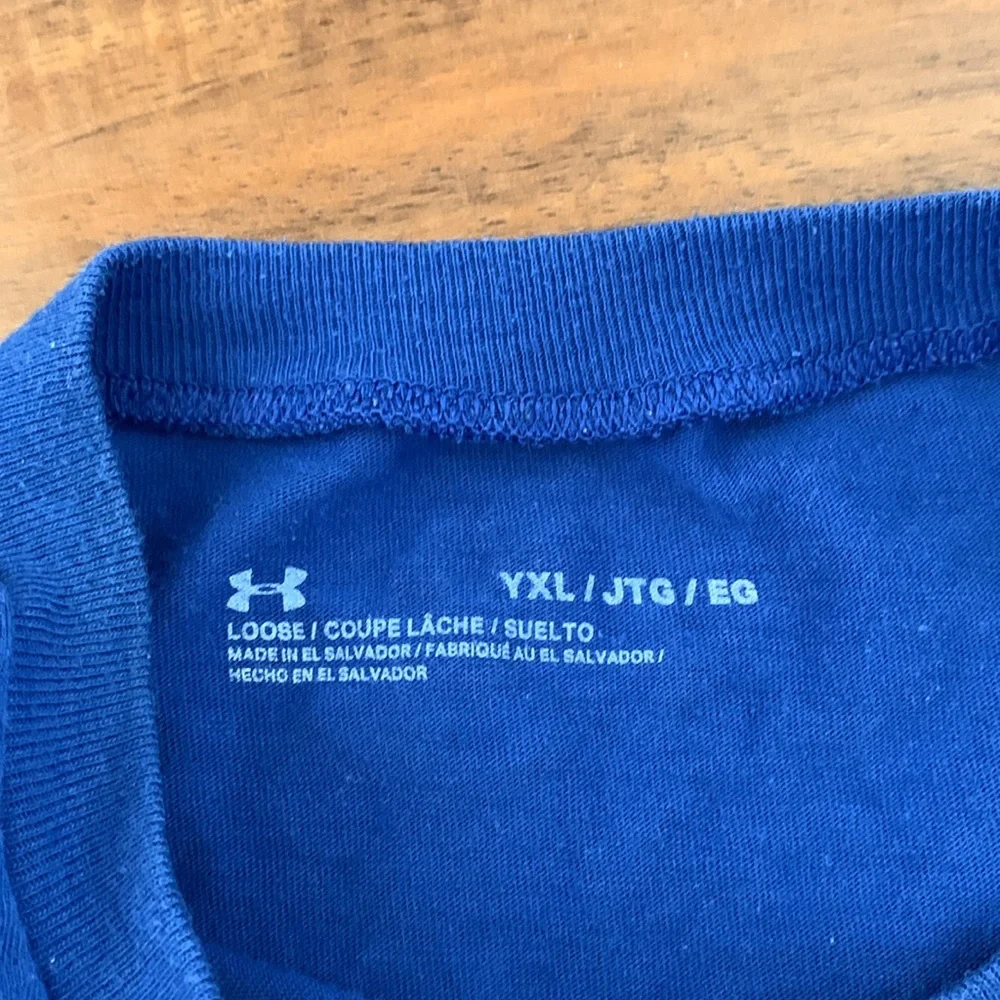 Under Armour Blue Tee & Red Athletic Shorts Set